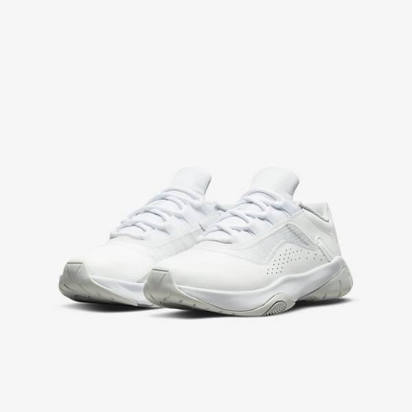 Nike Air Jordan 11 CMFT Low Older Dječje Jordan Tenisice Bijele Platine | NK706CHB