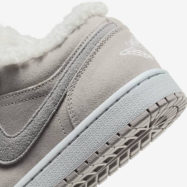 Nike Air Jordan 1 Low SE Ženske Tenisice Sive Sive Bijele | NK493UAJ