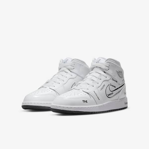 Nike Air Jordan 1 Mid Older Dječje Tenisice Bijele Crne | NK075KYE