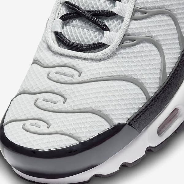 Nike Air Max Plus Muške Tenisice Sive Crne Crvene | NK537VQU