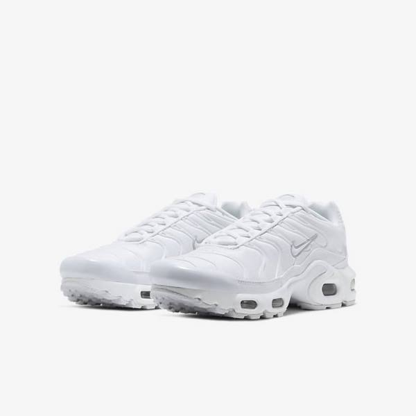 Nike Air Max Plus Older Dječje Tenisice Bijele Metalne Srebrne Bijele | NK092LDV