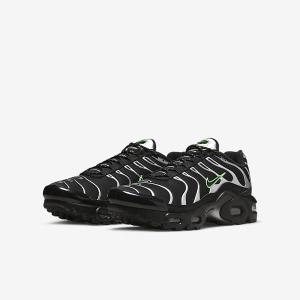 Nike Air Max Plus Older Dječje Tenisice Crne Zelene Metalne Srebrne Crne | NK345CLI