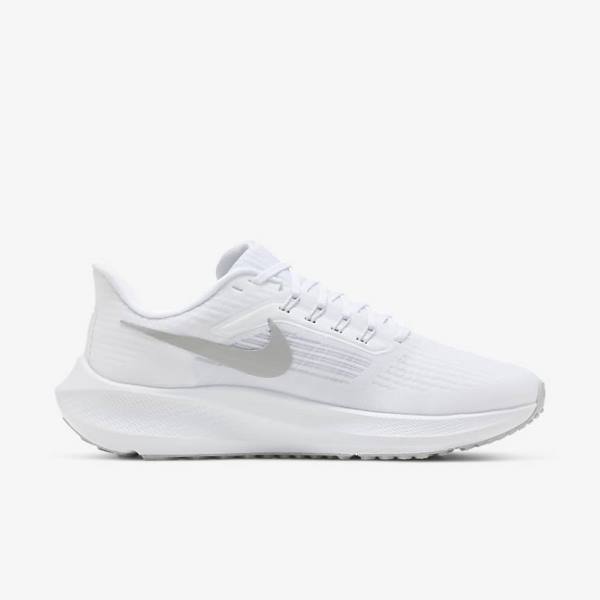 Nike Air Zoom Pegasus 39 Road Ženske Tenisice Za Trčanje Bijele Platine Sive Metalne Srebrne | NK698WEI