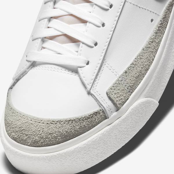 Nike Blazer Low Platform Ženske Tenisice Bijele | NK420XAI