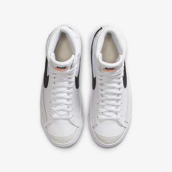 Nike Blazer Mid 77 Older Dječje Tenisice za košarku Bijele Narančaste Crne | NK750EPR