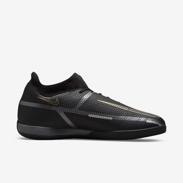 Nike Phantom GT2 Academy Dynamic Fit IC Indoor Court Muške Tenisice Za Nogomet Crne Metalne Zlatne Tamno Sive Metalne Tamno Sive | NK318AJF