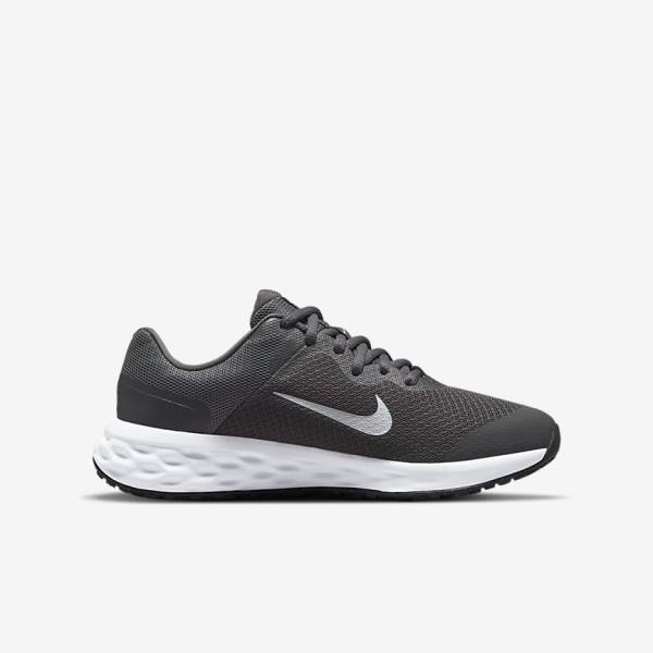 Nike Revolution 6 Older Road Dječje Tenisice Za Trčanje Sive Bijele | NK890SPN