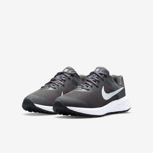 Nike Revolution 6 Older Road Dječje Tenisice Za Trčanje Sive Bijele | NK890SPN