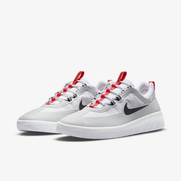 Nike SB Nyjah Free 2 Muške Skate Tenisice Sive Bijele Svijetlo Crvene Crne | NK510UDW