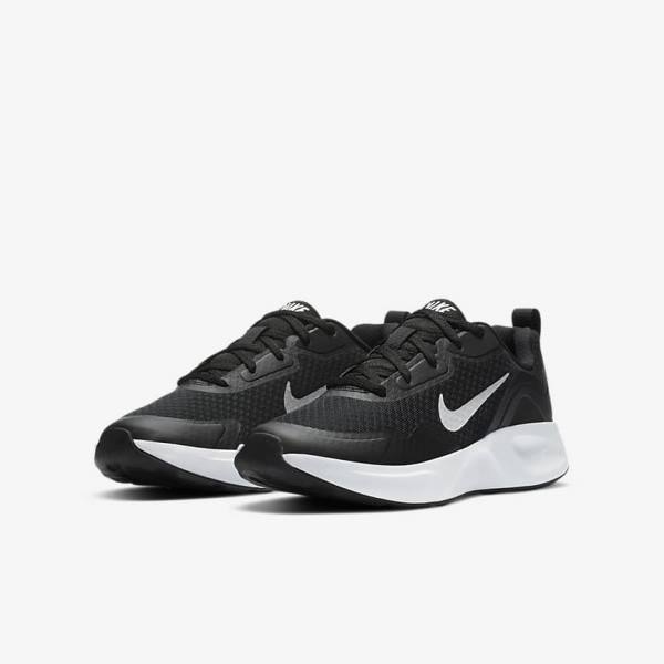 Nike WearAllDay Older Dječje Tenisice Crne Bijele | NK479SCO