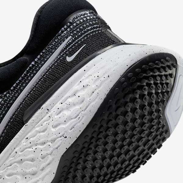 Nike ZoomX Invincible Run Flyknit Road Muške Tenisice Za Trčanje Bijele Crne Bijele | NK704VCW