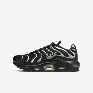 Nike Air Max Plus Older Dječje Tenisice Crne Zelene Metalne Srebrne Crne | NK345CLI